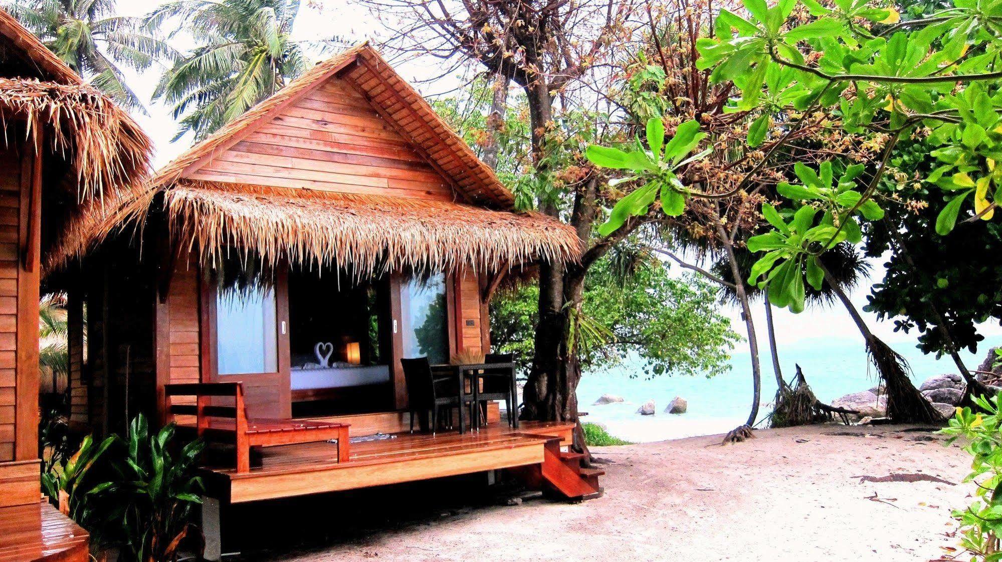 Ten Moons Lipe Resort Екстериор снимка