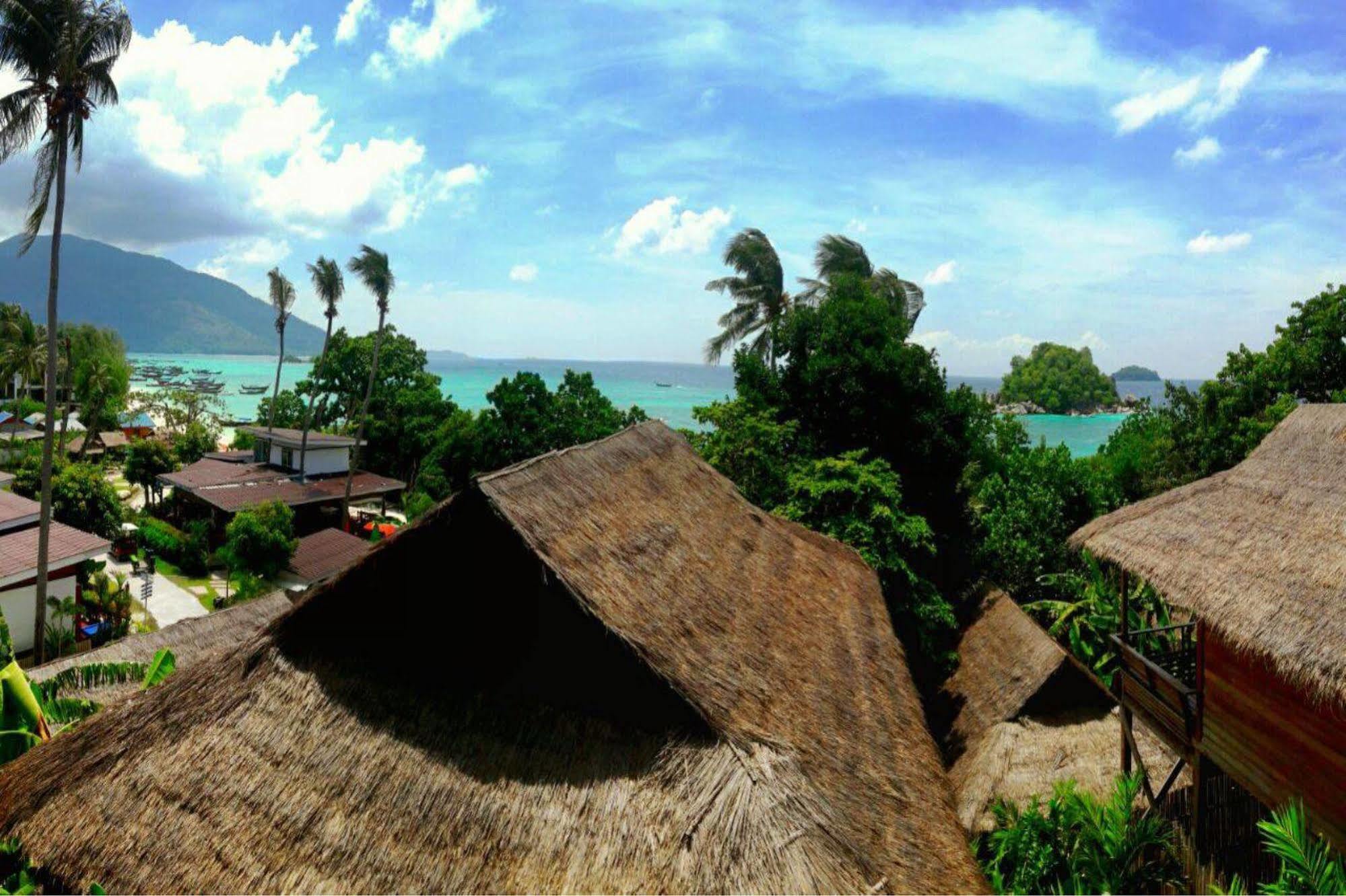 Ten Moons Lipe Resort Екстериор снимка